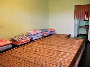 Wan-Lu-Yi Bed & Breakfast Чангбин Екстериор снимка
